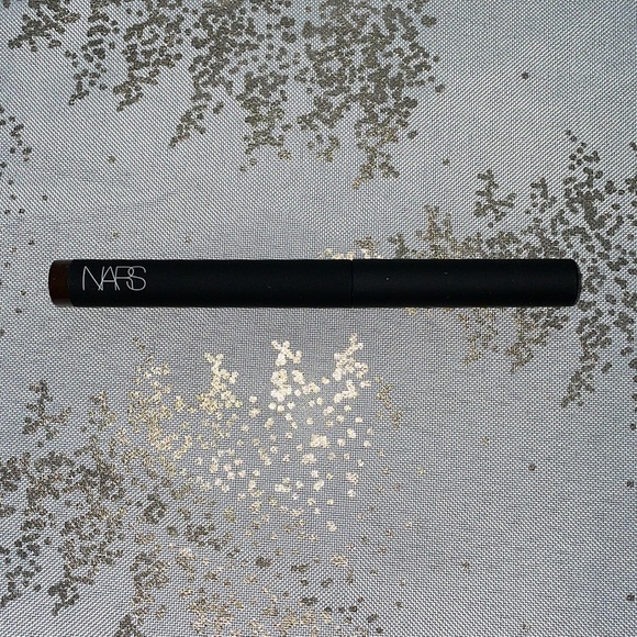 Nars Velvet Shadow Stick in Dark Angel - Picture 3 of 4
